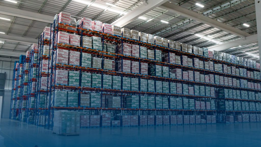 Como o serviço de armazenagem do TECADI se adapta às necessidades do cliente